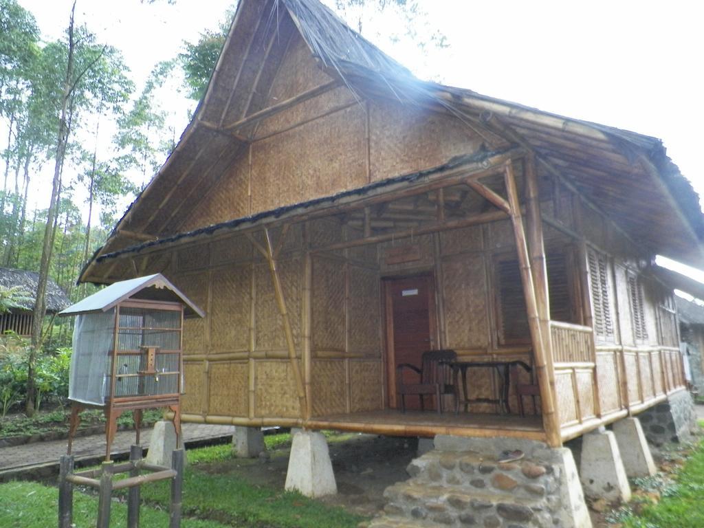 Villa Kampung Karuhun Sutan Raja บันดุง ห้อง รูปภาพ