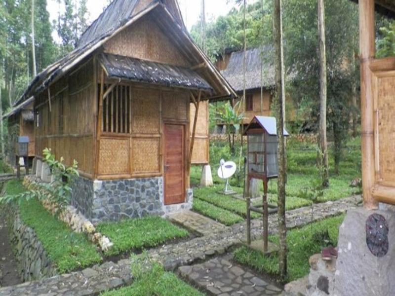 Villa Kampung Karuhun Sutan Raja บันดุง ภายนอก รูปภาพ